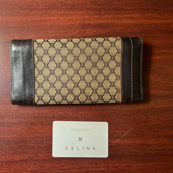 Authentic vintage Celine Wallet - Picture 4 of 11
